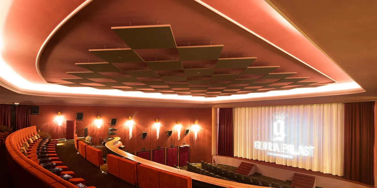 Gloria, Gloria Palast
